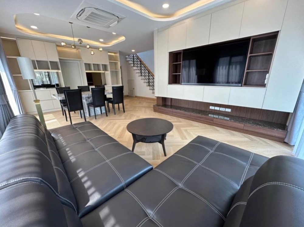 [RENT] ให้เช่าบ้านเดี่ยวหลังใหญ่ CENTRO BANGNA 3ที่จอดรถ