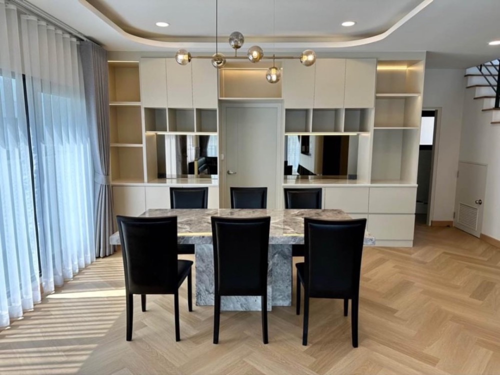[RENT] ให้เช่าบ้านเดี่ยวหลังใหญ่ CENTRO BANGNA 3ที่จอดรถ