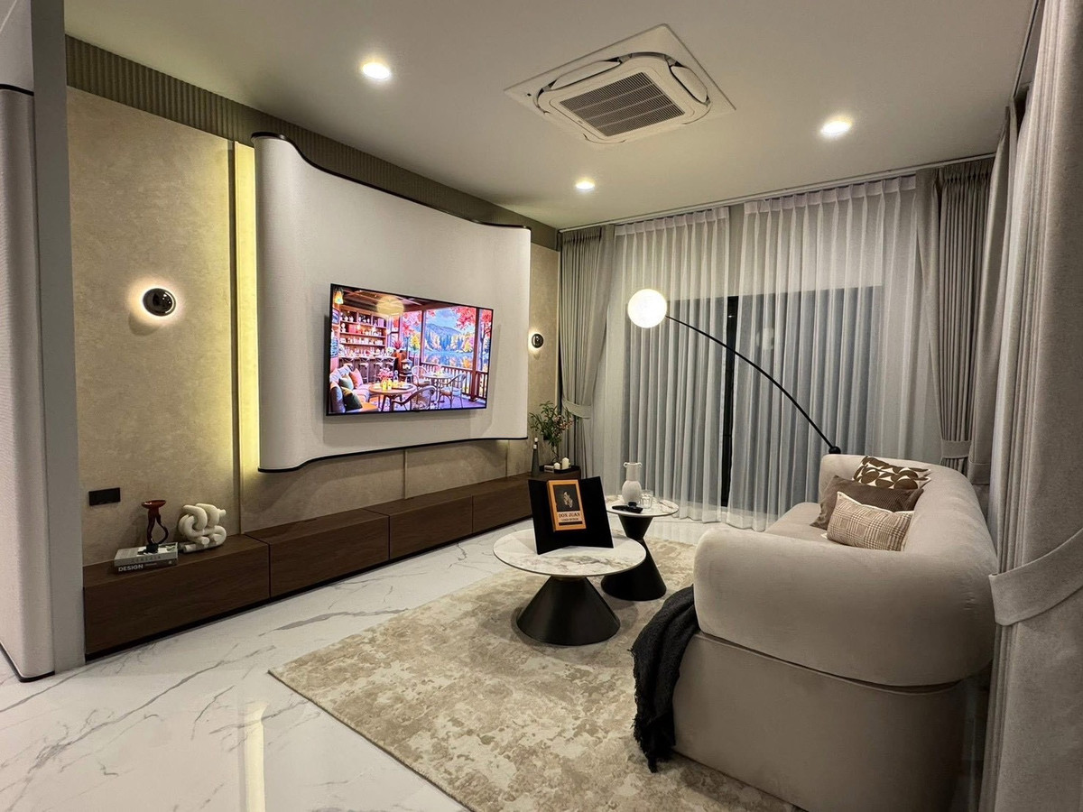 𝙁𝙤𝙧 𝙧𝙚𝙣𝙩 บ้านเช่าใกล้สนามบินสุวรรณภูมิ ตกแต่งสวยเป๊ะ พร้อมเครื่องใช้ไฟฟ้าครบครัน หิ้วกระเป๋ามาก็เข้าอยู่ได้เลย!