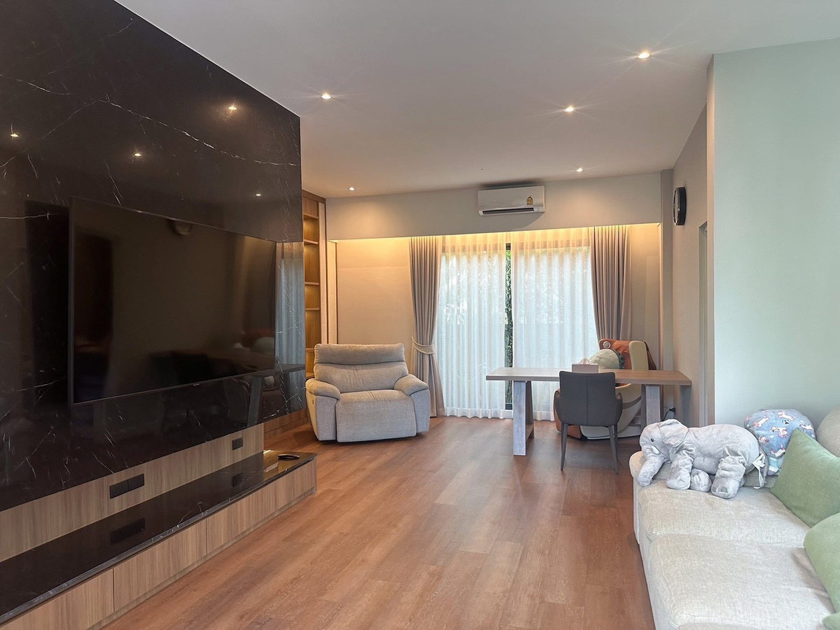 ✨🏡[ ขาย&ให้เช่า] บ้านเดี่ยวหลังใหญ่แปลงมุม ตกแต่งสวยสไตล์โมเดิร์น เข้าเมืองสะดวก เนื้อที่ดิน 100 ตรว.