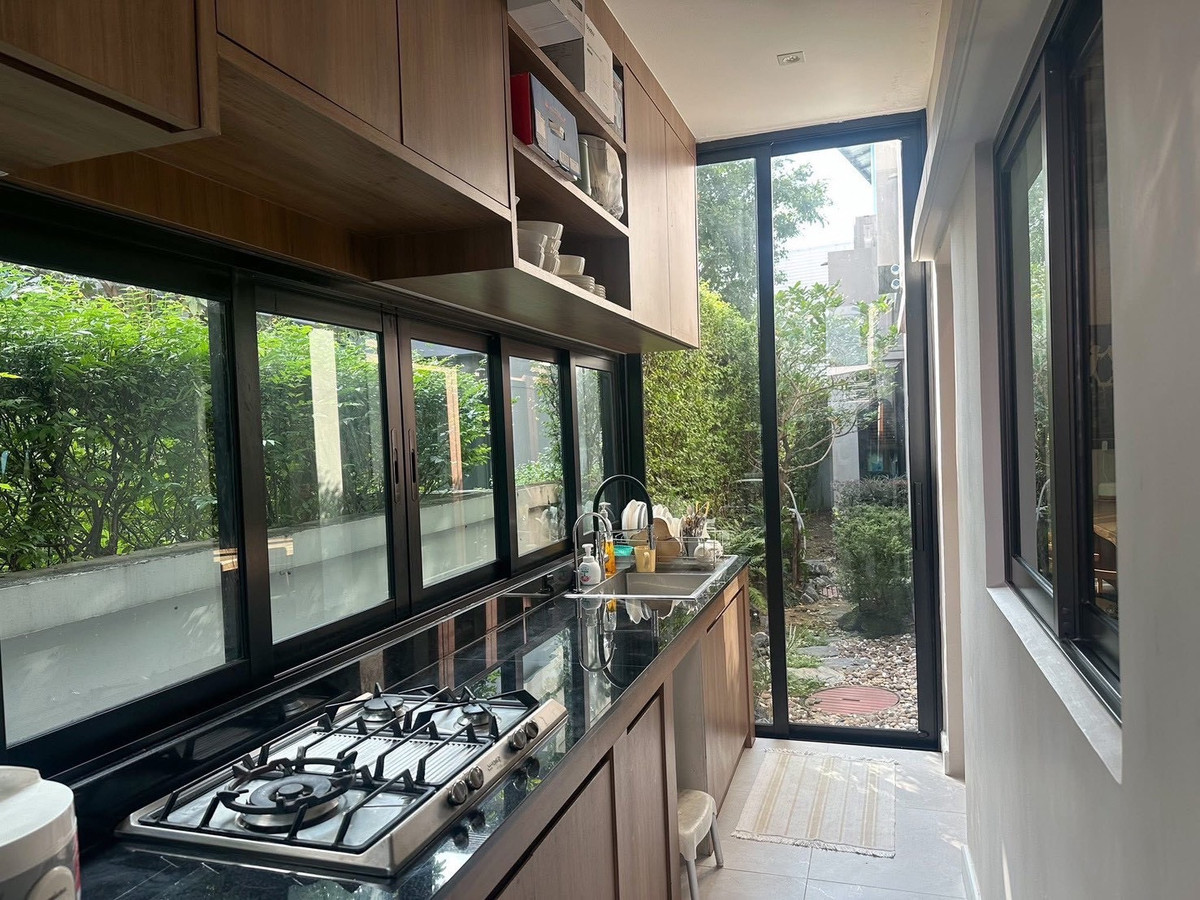 ✨🏡[ ขาย&ให้เช่า] บ้านเดี่ยวหลังใหญ่แปลงมุม ตกแต่งสวยสไตล์โมเดิร์น เข้าเมืองสะดวก เนื้อที่ดิน 100 ตรว.