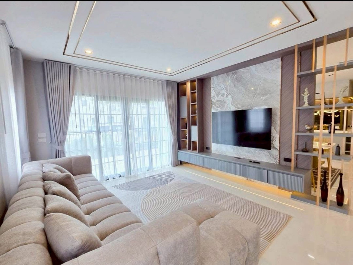 ✨[ For Rent& Sale] บ้านเดี่ยวแปลงมุม เซนโทรบางนา2 ทำเลดีใกล้เมกาบางนา พร้อมเข้าอยู่ทันที! 🏡