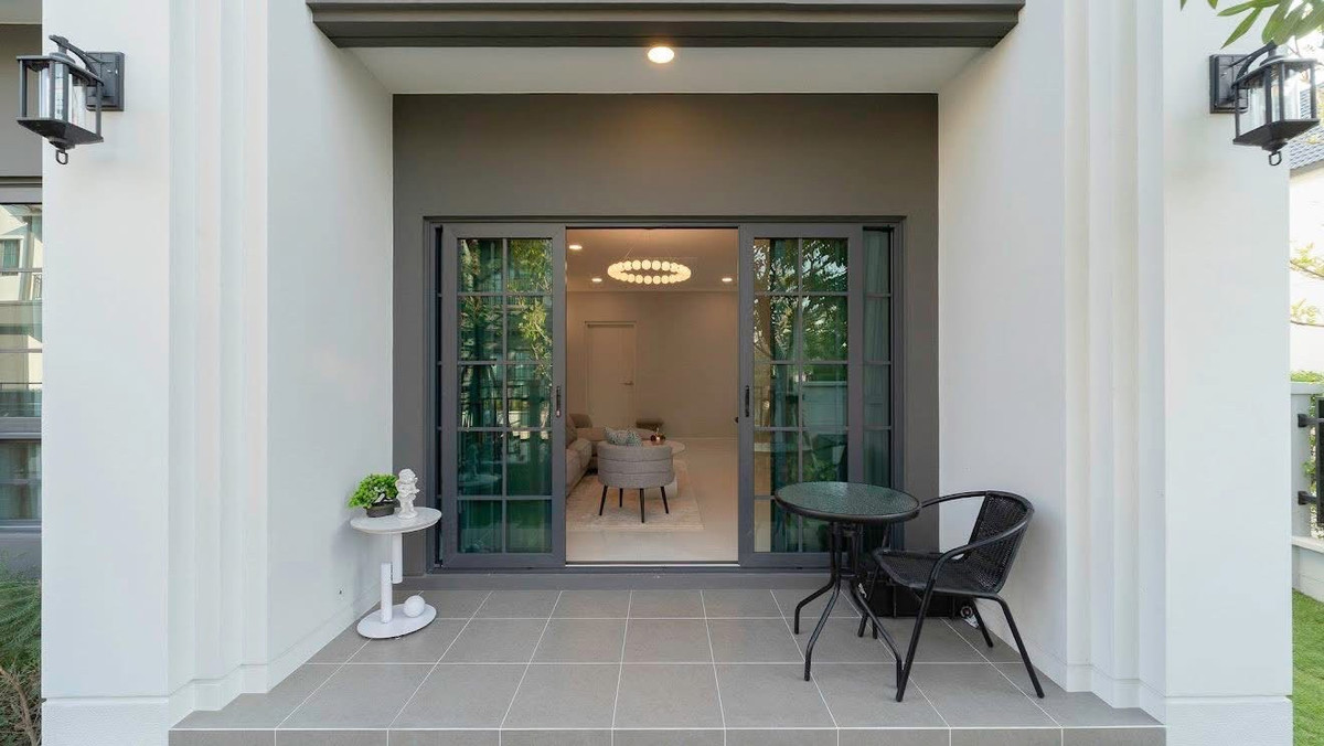 ✨[ 𝐅𝐎𝐑 𝐑𝐄𝐍𝐓] บ้านเดี่ยวตกแต่งสวย ใกล้เมกาบางนา 🌳 ✅ ปล่อยเช่า 𝟏𝟓𝟎,𝟎𝟎𝟎 บาท / เดือน