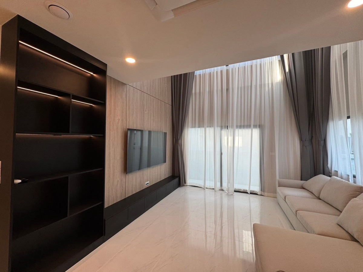 ✨🏡 [𝐅𝐎𝐑 𝐑𝐄𝐍𝐓] บ้านใหม่ให้เช่า ใกล้เมกาบางนา โครงการใหม่ #บ้านใหม่ #เจ้าของไม่เคยเข้าอยู่