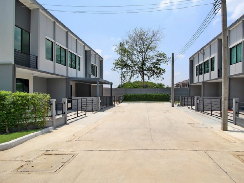 พลีโน่-ดอนเมือง-สรงประภา