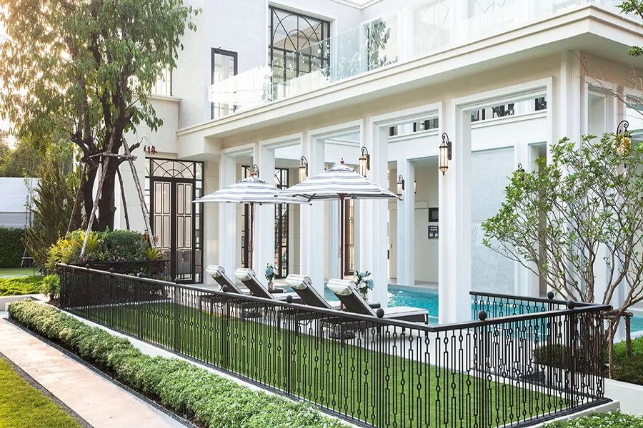 Baan-Klang-Muang-THE-ERA-Pinklao-Charan