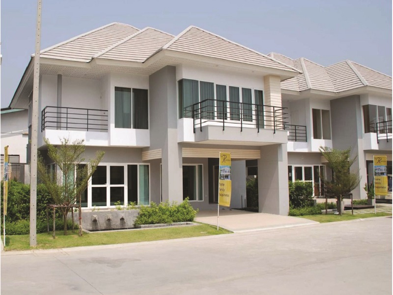 รัชชา-โกลด์