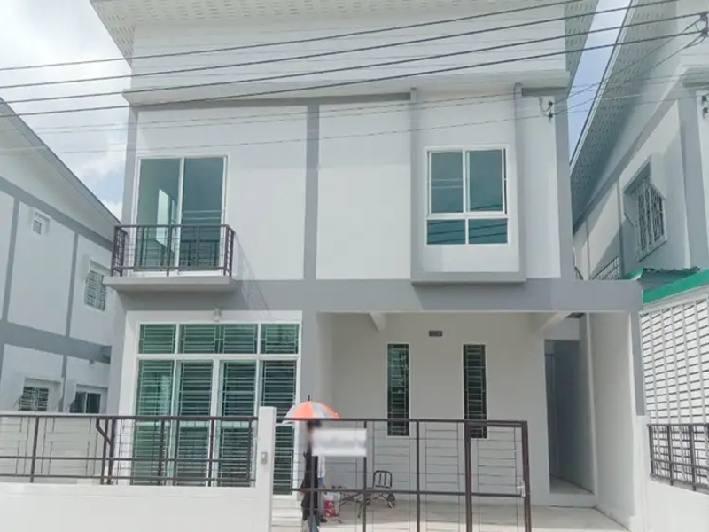 Bann-Romyen-Karn-Kaeha-Lak-Si-Chaengwattana-Phase-2