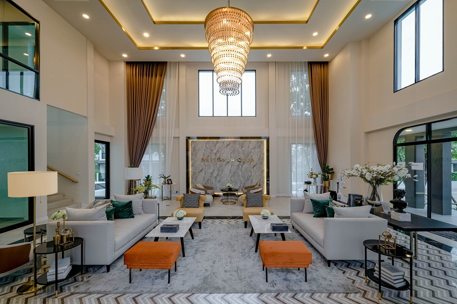 Baan-Britania-Khukhot-Station