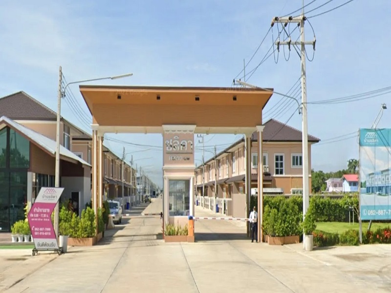 Baan-Chalida-Clong-11