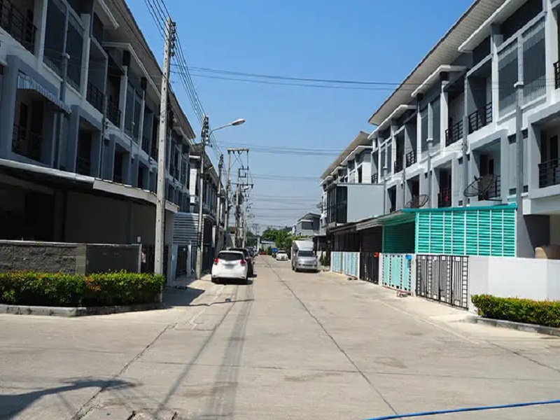 อิง-ทาวน์-ติวานนท์-แจ้งวัฒนะ