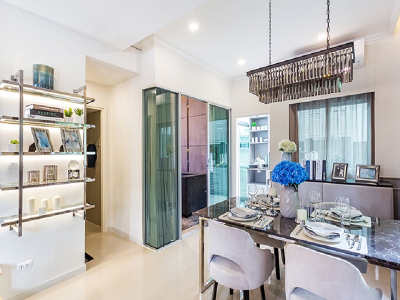 Pruksa-Ville-110-Lardkrabang-Prachapattana