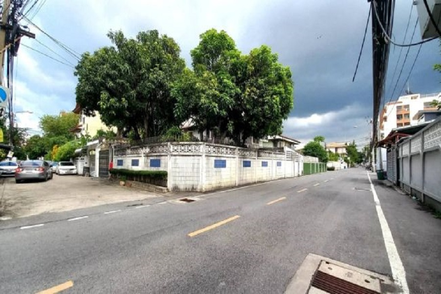 Seri-Village-Ramkhamhaeng-Rama-9