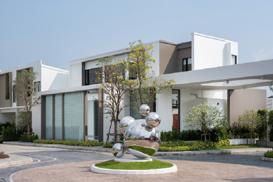 Curator-Rama-5-Ratchapruek