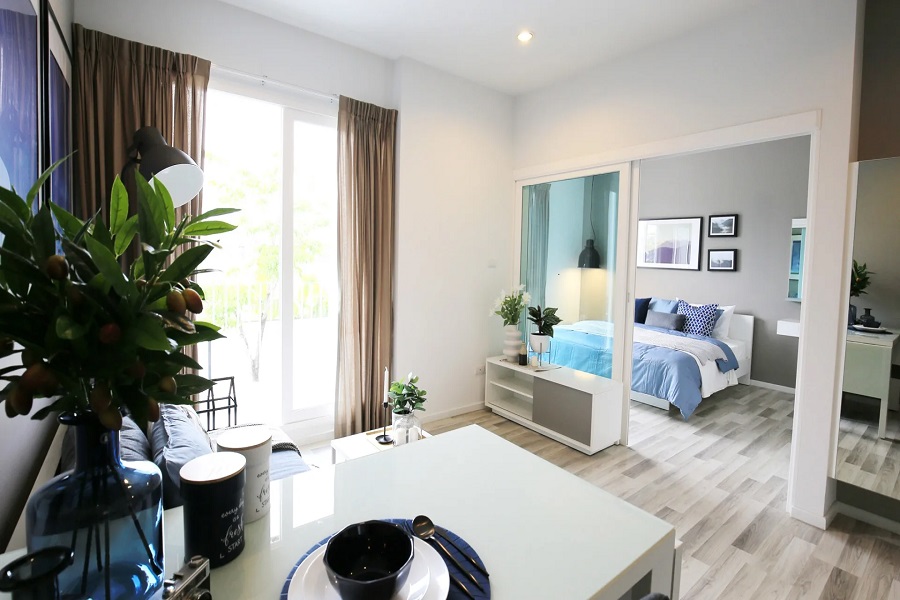 North-Condo-Serene-Lake