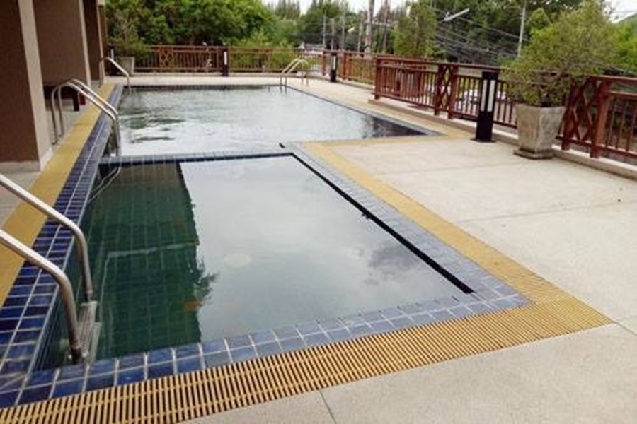 คอลเลจวิว-คอนโด