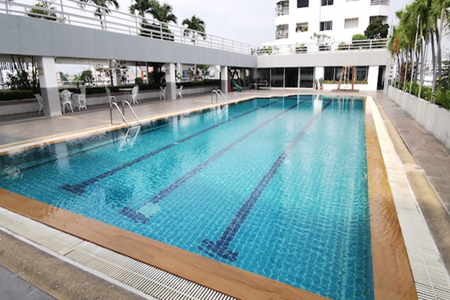 ป-ธนา-ทาวเวอร์-2