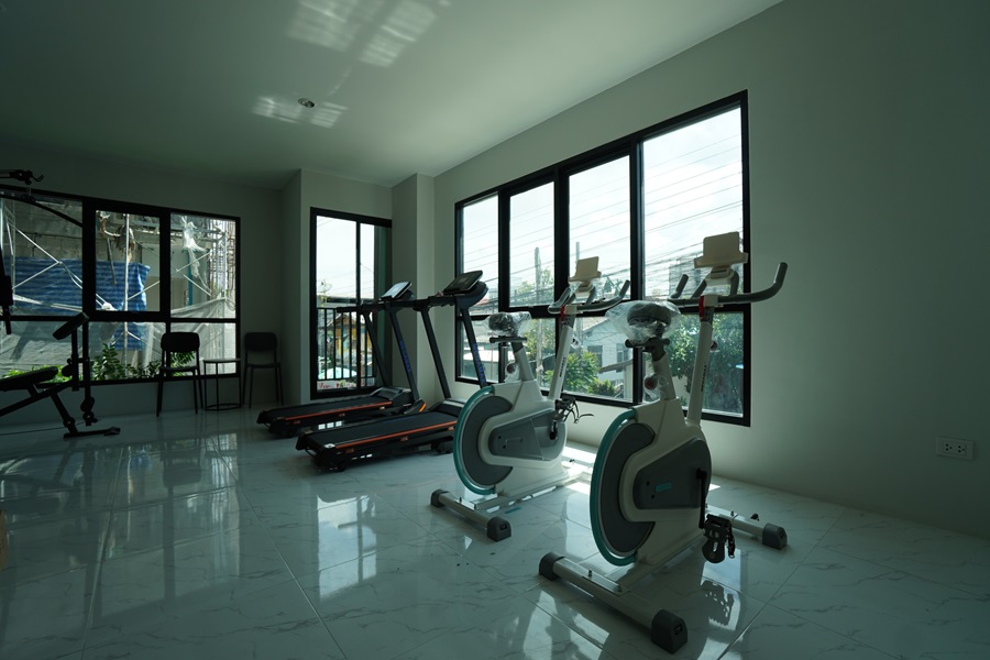 เดอะ-ทริปเปิ้ล-ไลน์-คอนโดมิเนียม